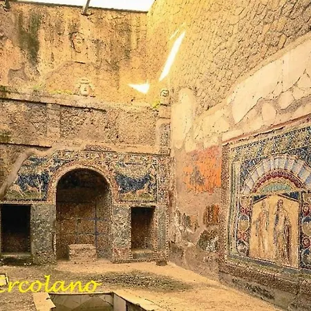 Castle Giusso House On The Sea
