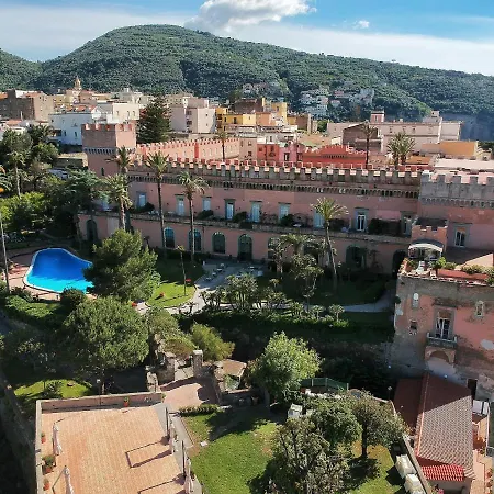 Castle Giusso House On The Sea